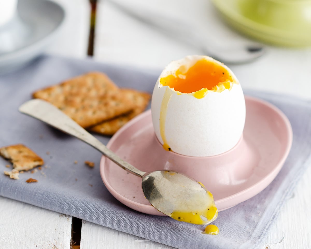 Cómo hacer huevo pasado por agua en microondas - PequeRecetas