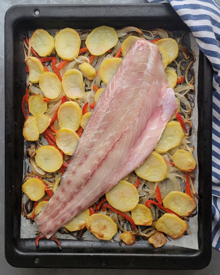Corvina Al Horno A La Bilba na Con Patatas PequeRecetas corvina-al-horno-a-la-bilba-na-con-patatas-pequerecetas