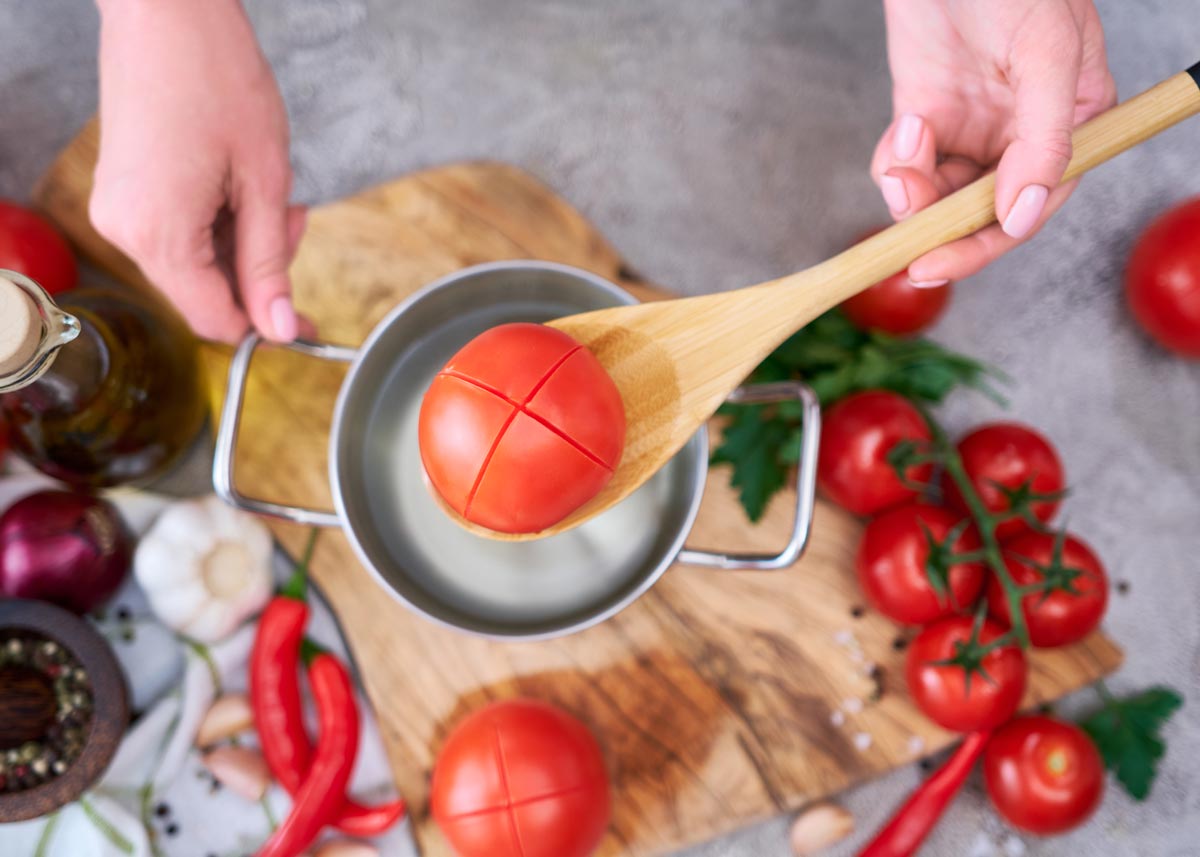 como escaldar tomates para pelar facil