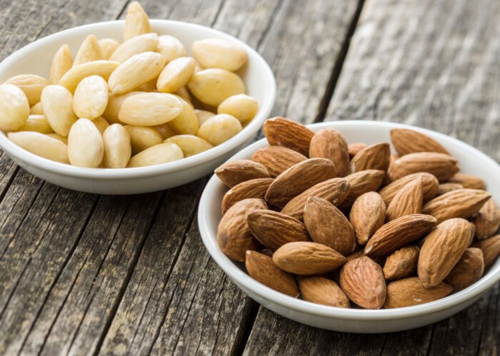 how to peel almonds