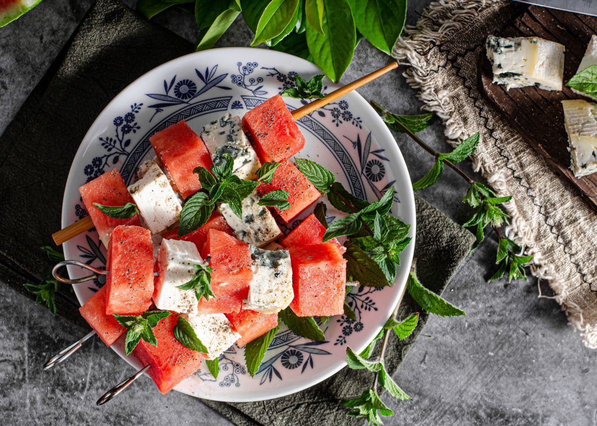 brocheta de sandía y queso azul