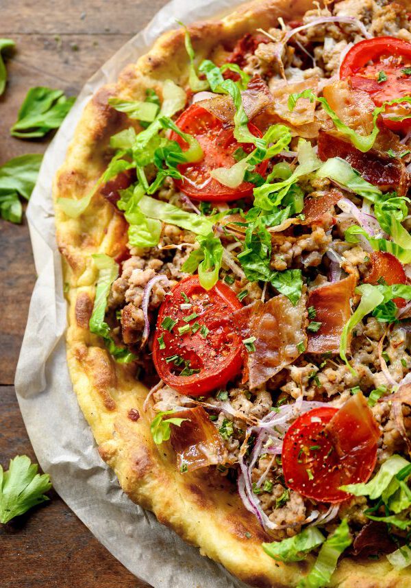 pizza keto sin gluten con base de psyllium