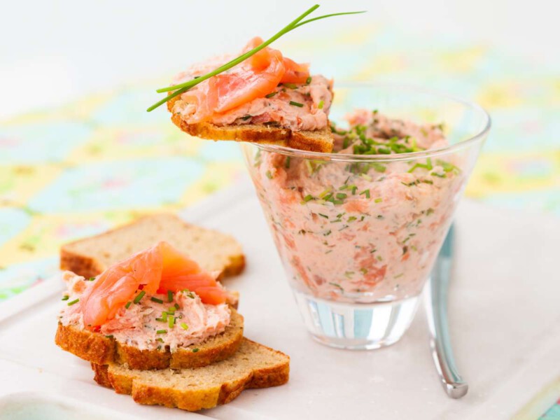 canapes de pate de salmon ahumado