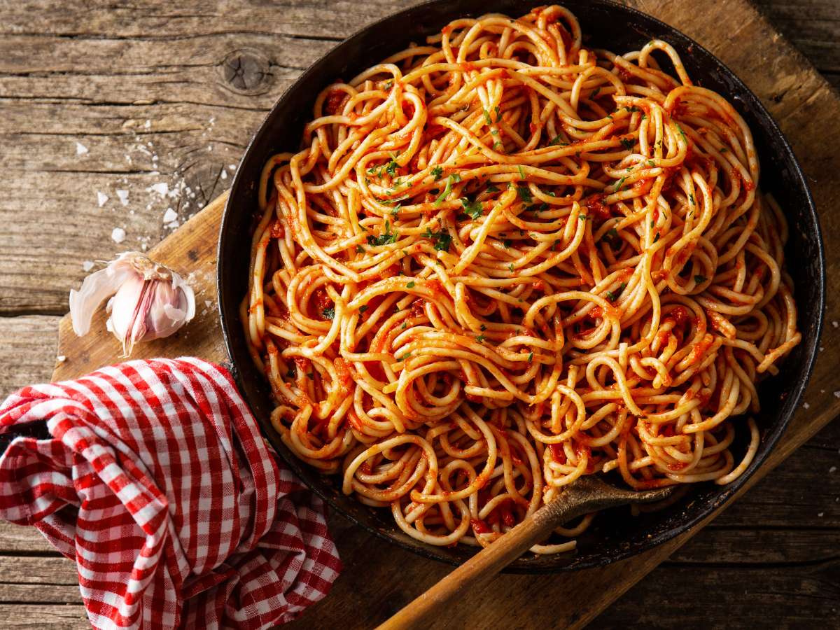 Espaguetis Con Salsa Amatriciana