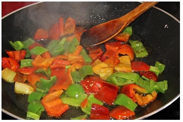pimientos salteados en paella