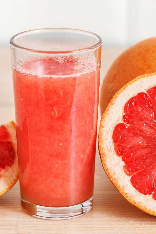 zumo de pomelo casero
