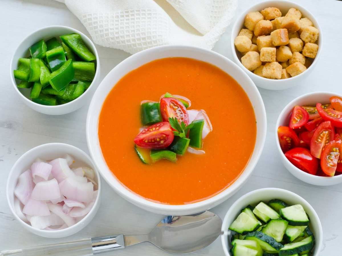 guarnicion para gazpacho andaluz - Gazpacho Andaluz casero tradicional Guarnición para gazpacho andaluz