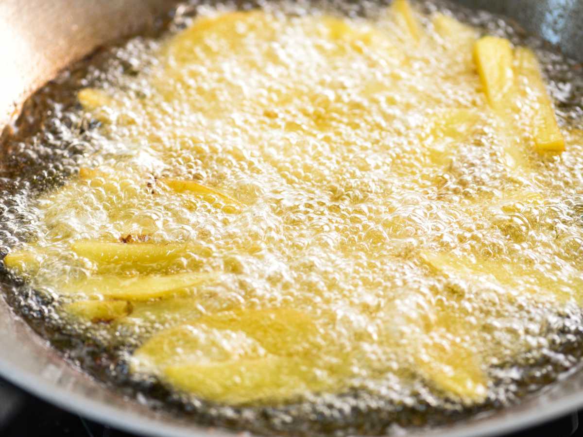 temperatura del aceite para patatas fritas crujientes perfectas Lomo saltado peruano