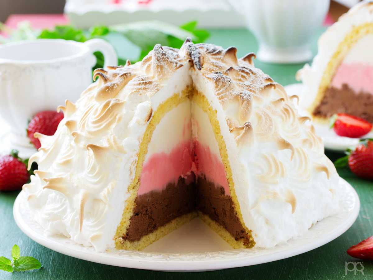 Baked Alaska (Tarta Alaska de helado y merengue)