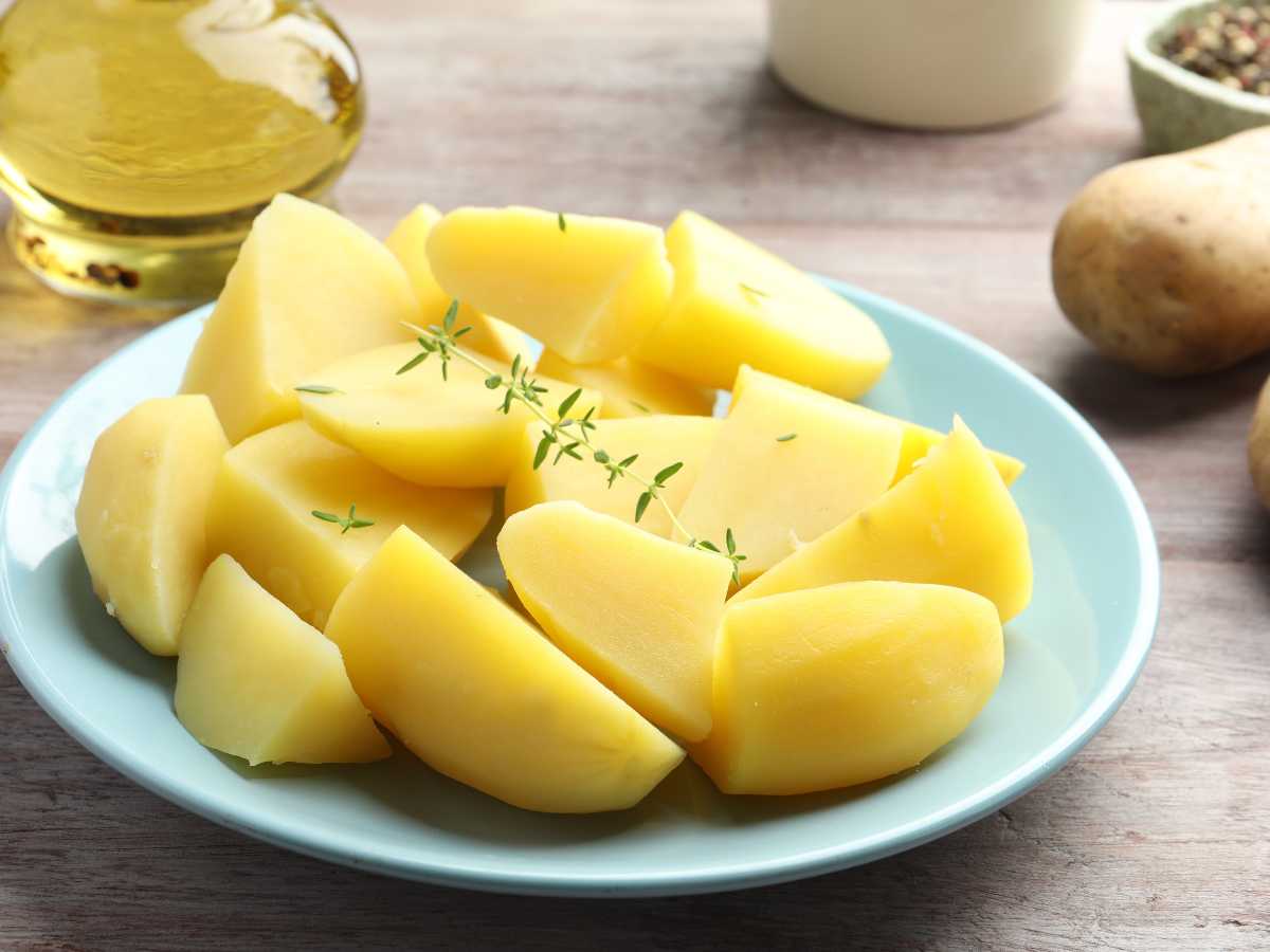 Cómo cocer patatas al vapor en Thermomix (con piel y sin piel)