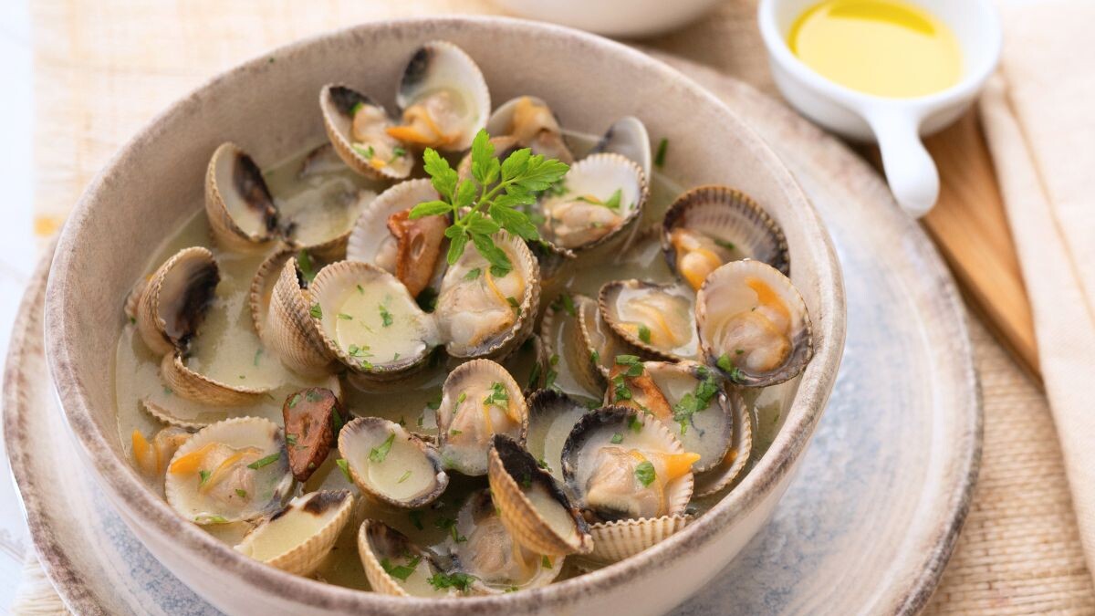 berberechos en salsa verde