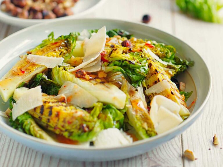 ensalada de cogollos de lechuga