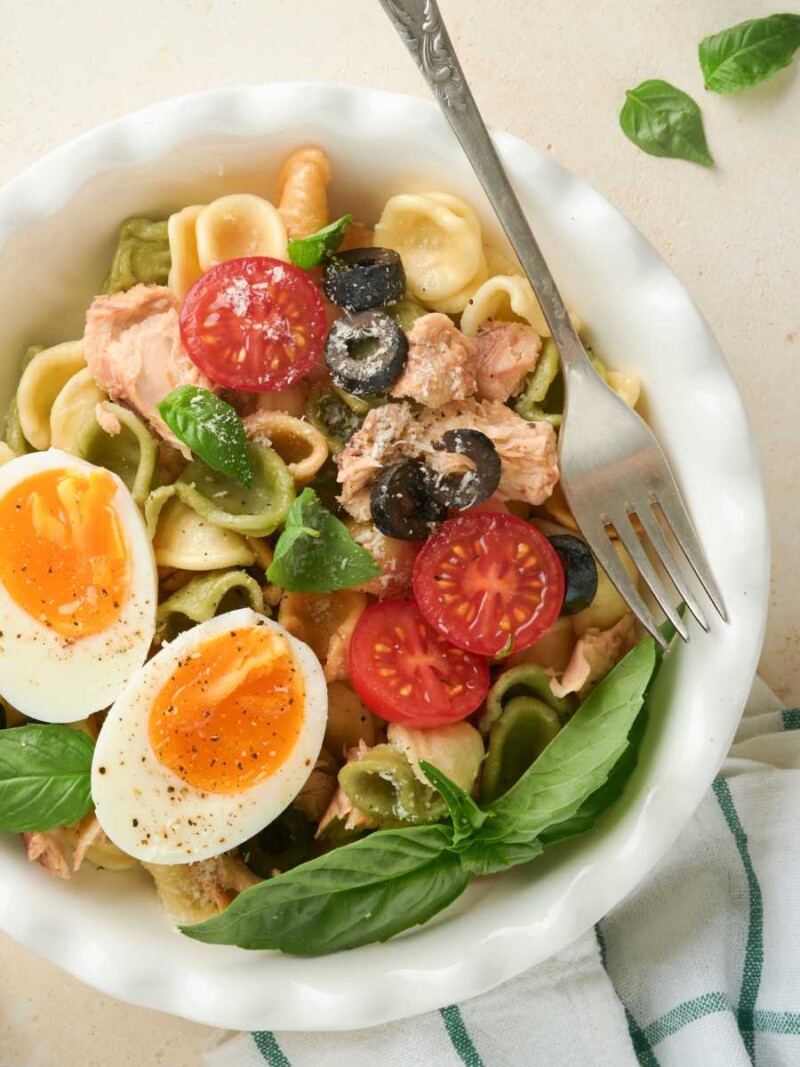 como hacer ensalada de pasta con huevo duro