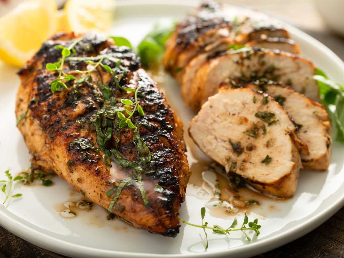 Pechuga de pollo a la brasa o a la parrilla