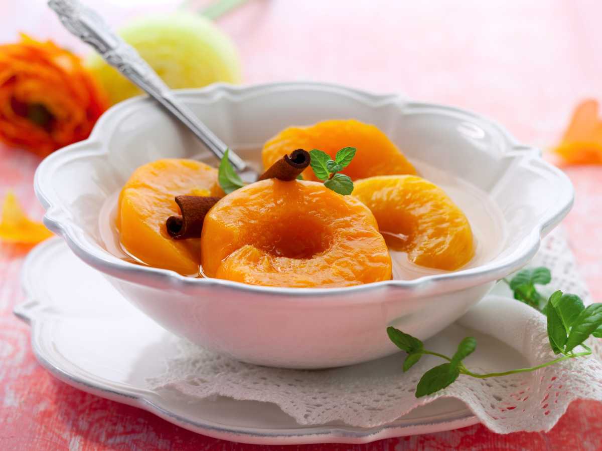 Cómo hacer melocotón en almíbar casero y fácil