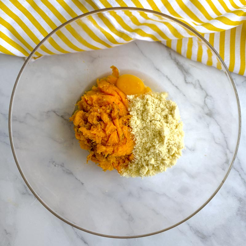 ingredientes pizza de boniato Pizza de boniato en freidora de aire o al horno, fácil y saludable