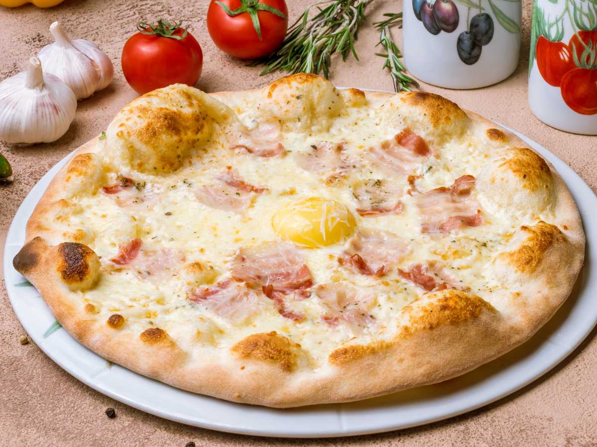 Pizza Carbonara al horno o en freidora de aire