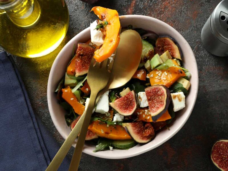 ensalada de otoño con higos y nueces