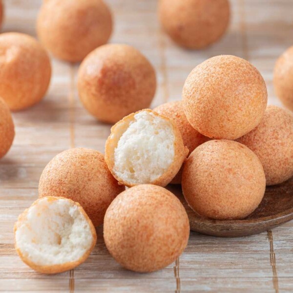 Buñuelos colombianos de queso