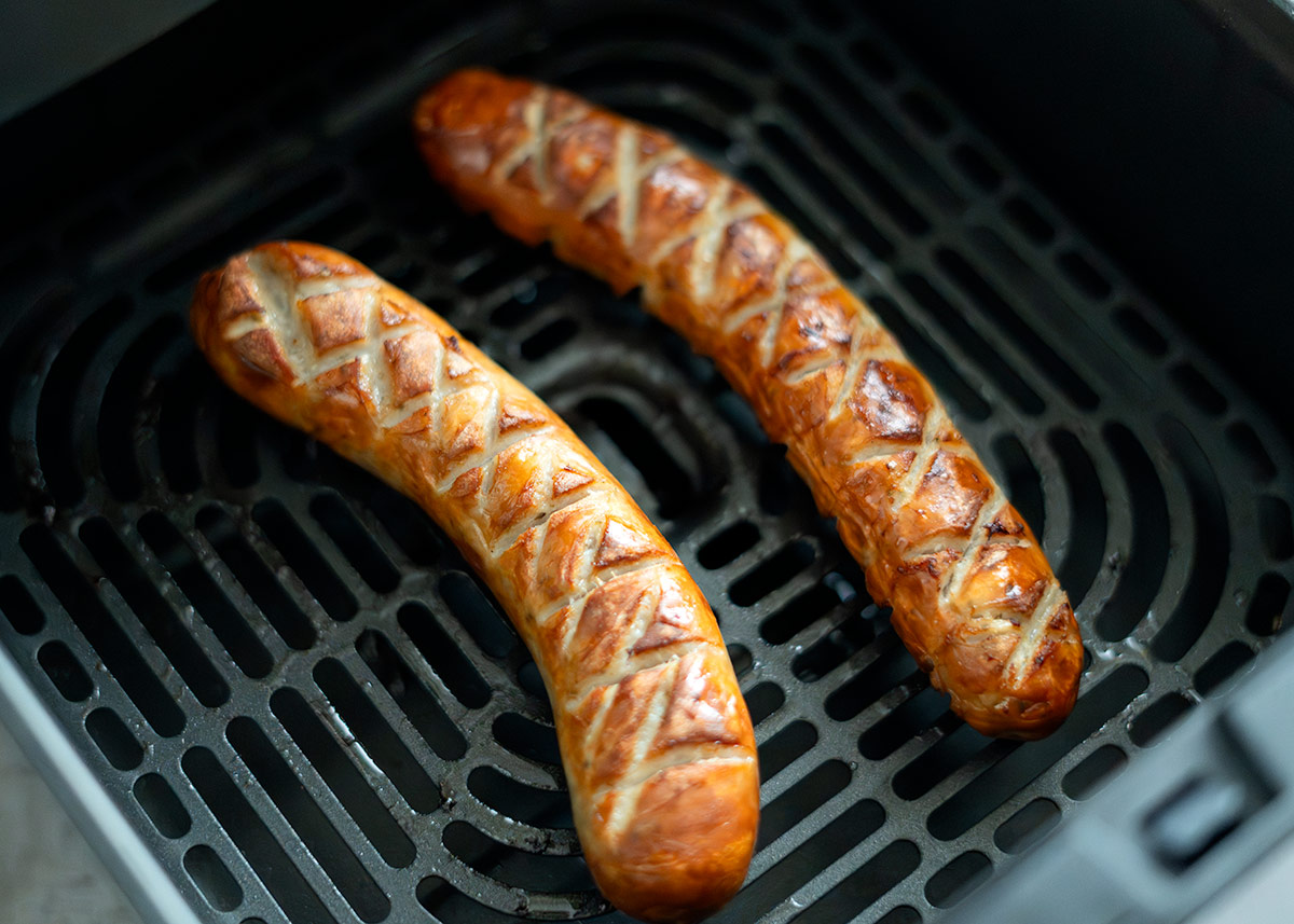 Salchichas en freidora de aire