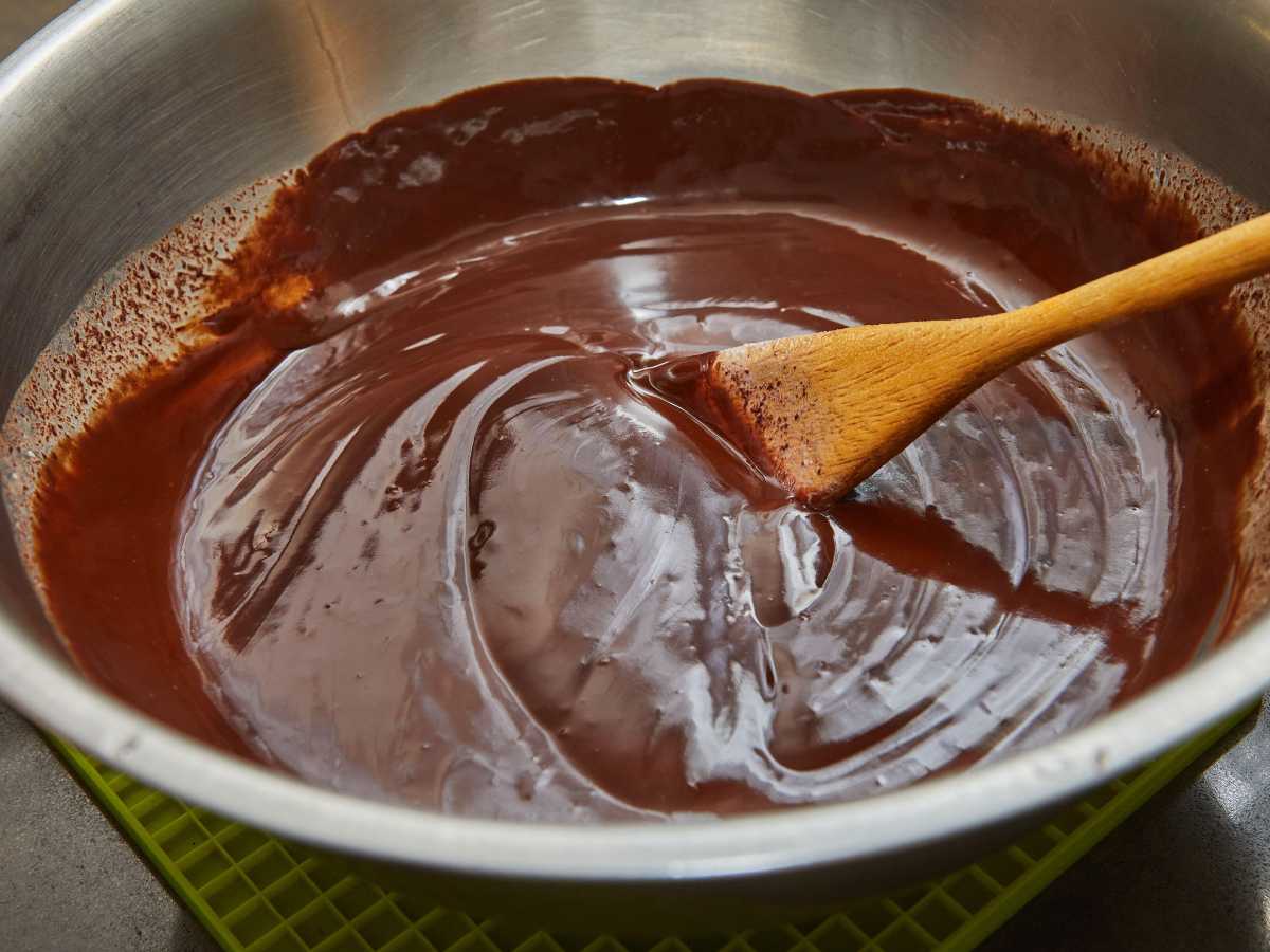 hacer ganache - Cómo hacer ganache de chocolate para rellenos o coberturas