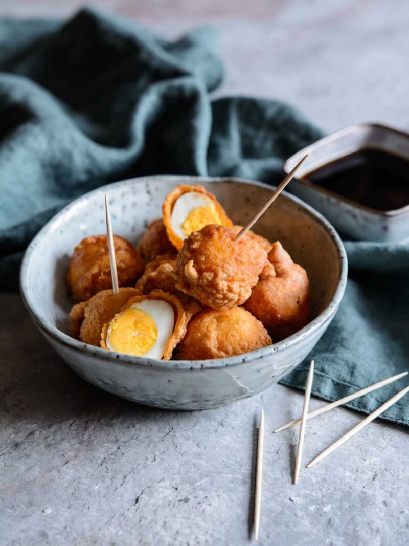 Huevos de codorniz rebozados