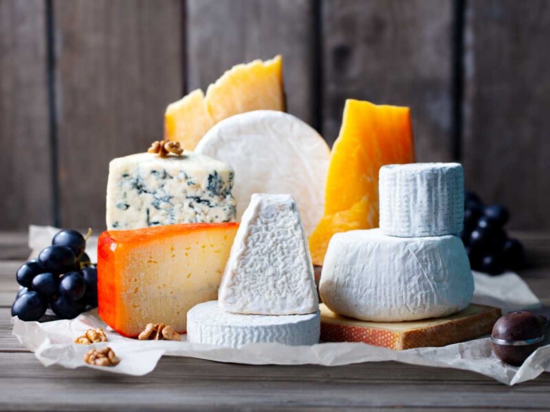 Salsa de queso fácil para pasta, verduras y carnes