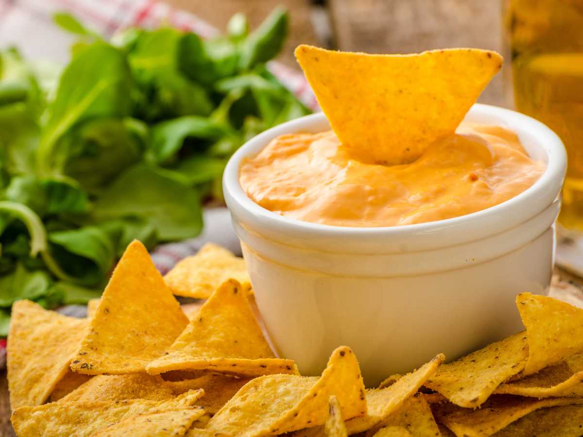 Salsa de queso Cheddar fácil