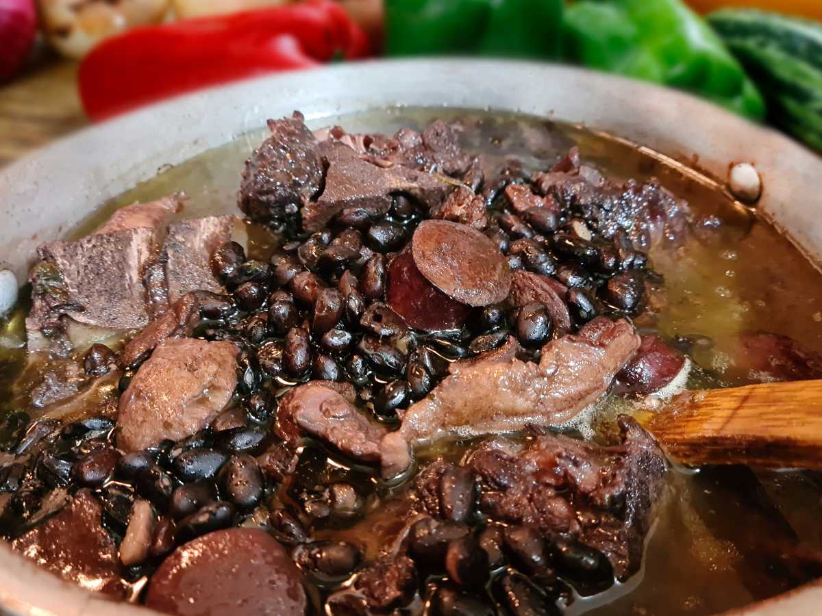 feiojada paso a paso Feijoada brasileña