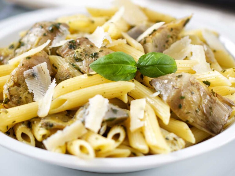 pasta con alcachofas frescas