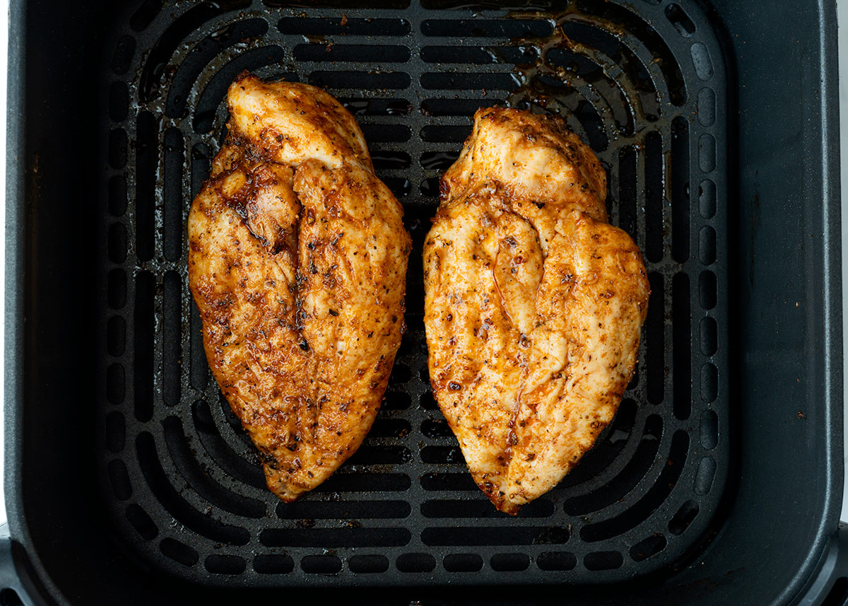 pechugas pollo freidora aire 02026 Pechugas de pollo jugosas en la freidora de aire