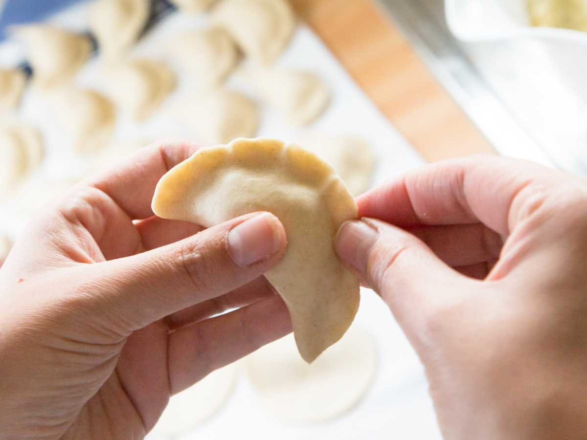 pierogi paso a paso - Pierogi ruskie polacos (empanadillas polacas de patata y queso)