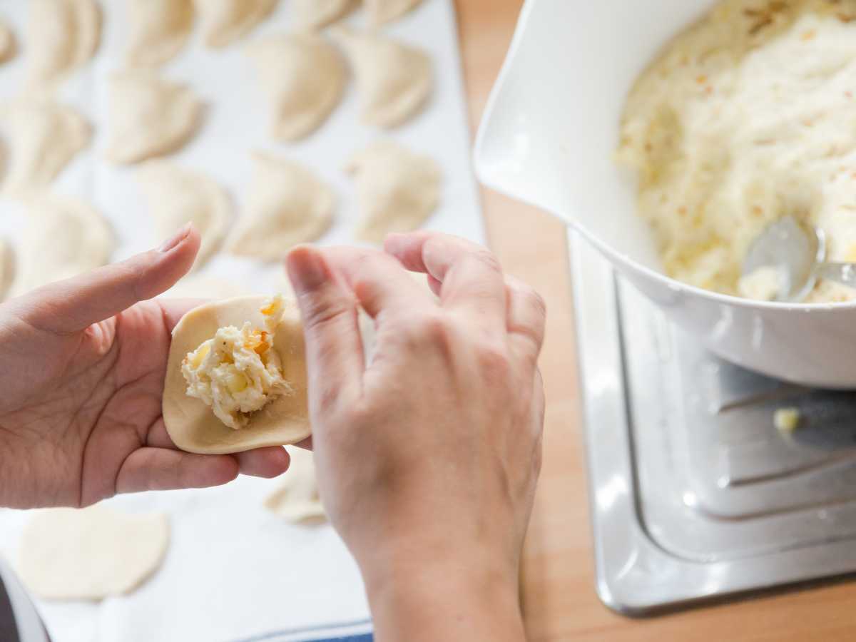relleno pierogi - Pierogi ruskie polacos (empanadillas polacas de patata y queso)