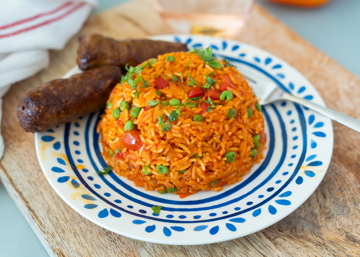 arroz djuvec pimientos cevapcici 01306 Arroz con pimientos al estilo Djuvec Arroz con pimientos estilo Djuvec con Cevapcici