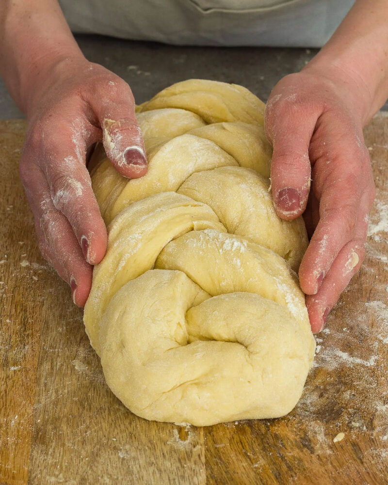 como hacer pan trenzado hefezopf 0596 Hefezopf: Receta de trenza de pan dulce alemana (¡Súper esponjosa!) Cóom hacer pan dulce trenzado