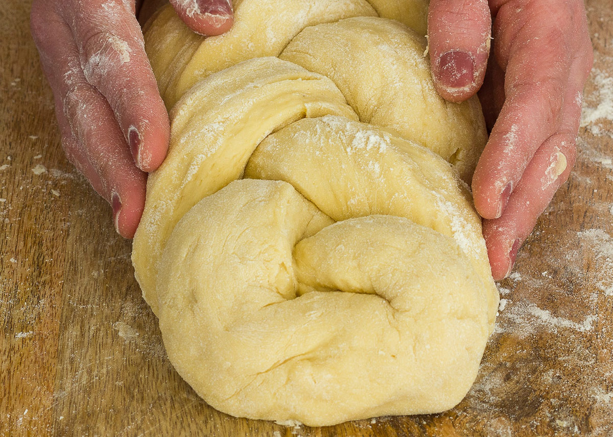 trenza levadura pan hefezopf 0596 Hefezopf: Receta de trenza de pan dulce alemana (¡Súper esponjosa!) trenza levadura pan hefezopf 0596 Hefezopf: Receta de trenza de pan dulce alemana (¡Súper esponjosa!)